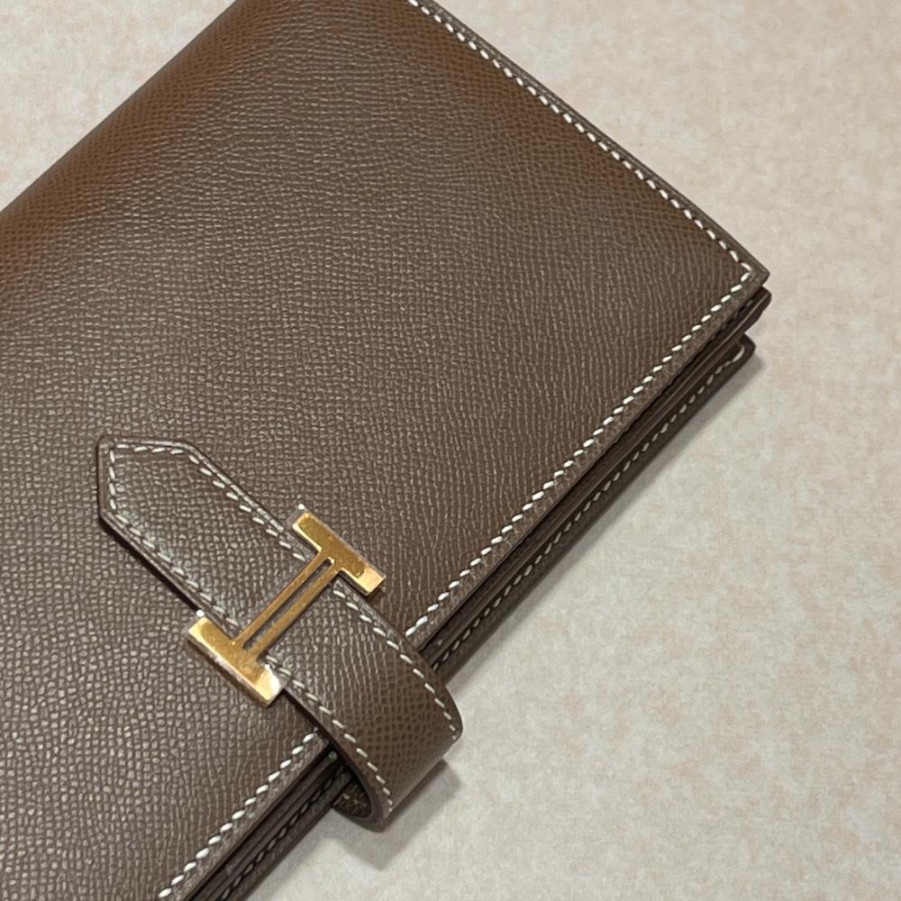 HERMES Beaun Long Wallet Etoupe Leather Gold Hardware Unisex