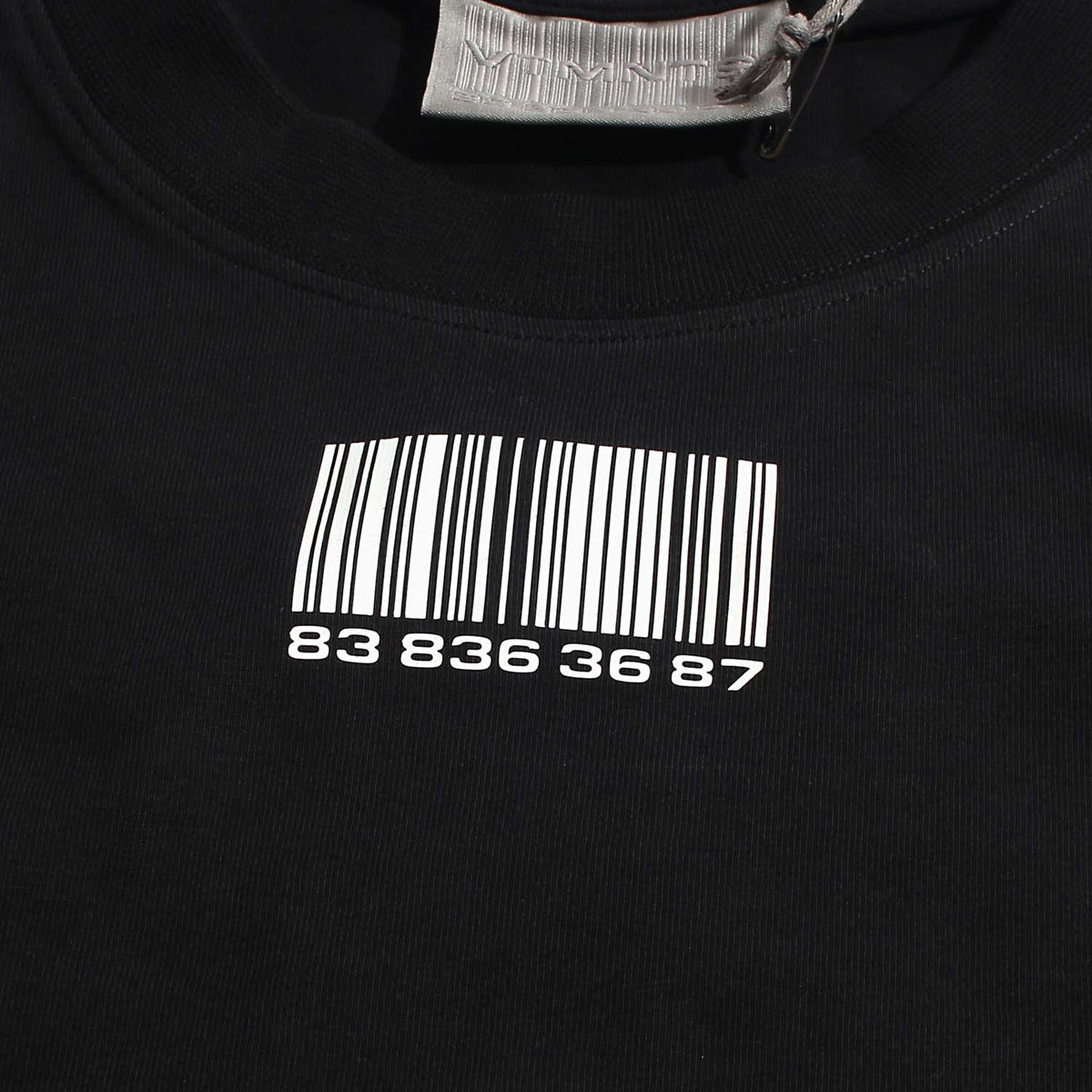 Vetements Black Barcode Print Short Sleeve T-Shirt VL12TR460B 1602