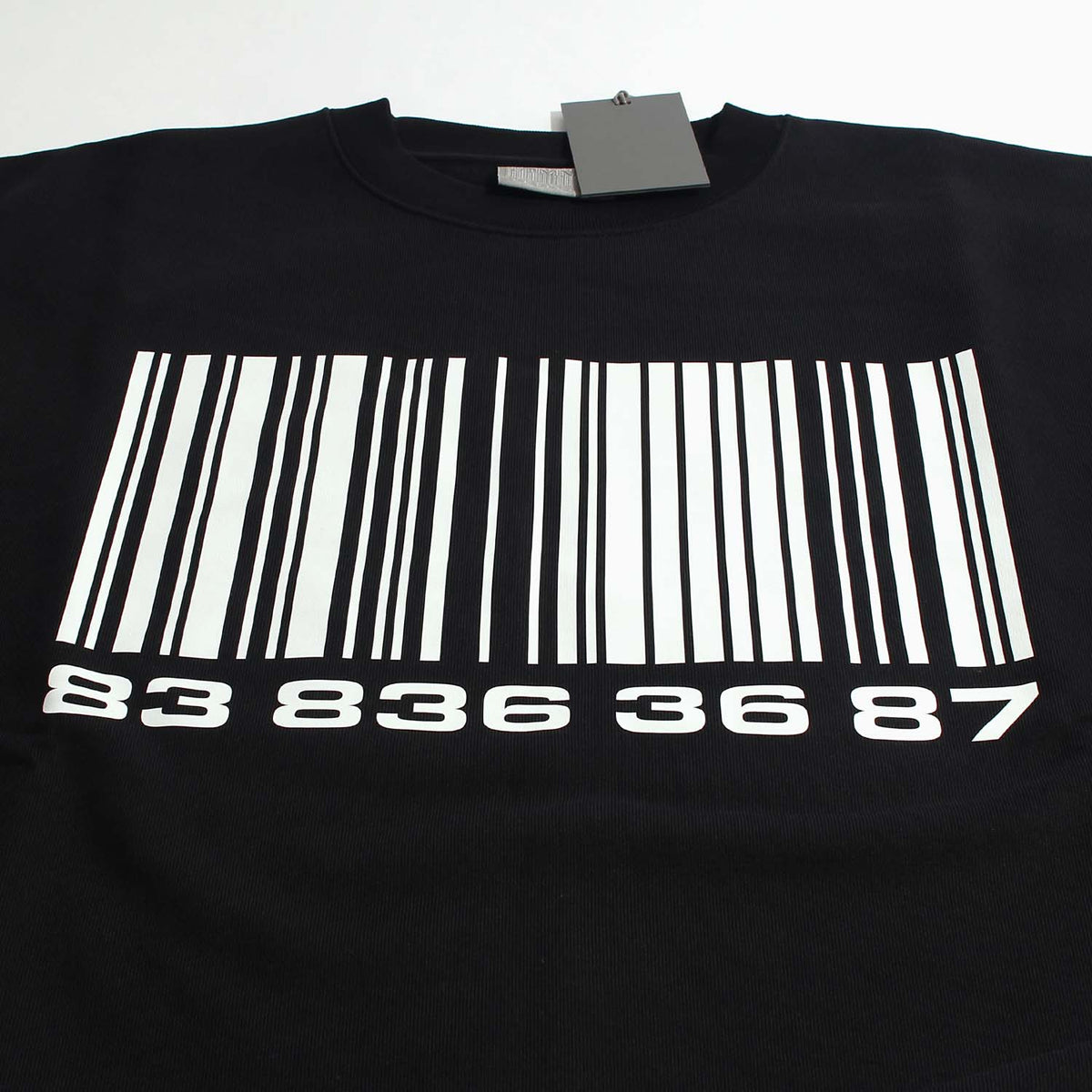 Vetements VTMNTS Barcode Print Black Crewneck Sweatshirt VL12TR100B 1606