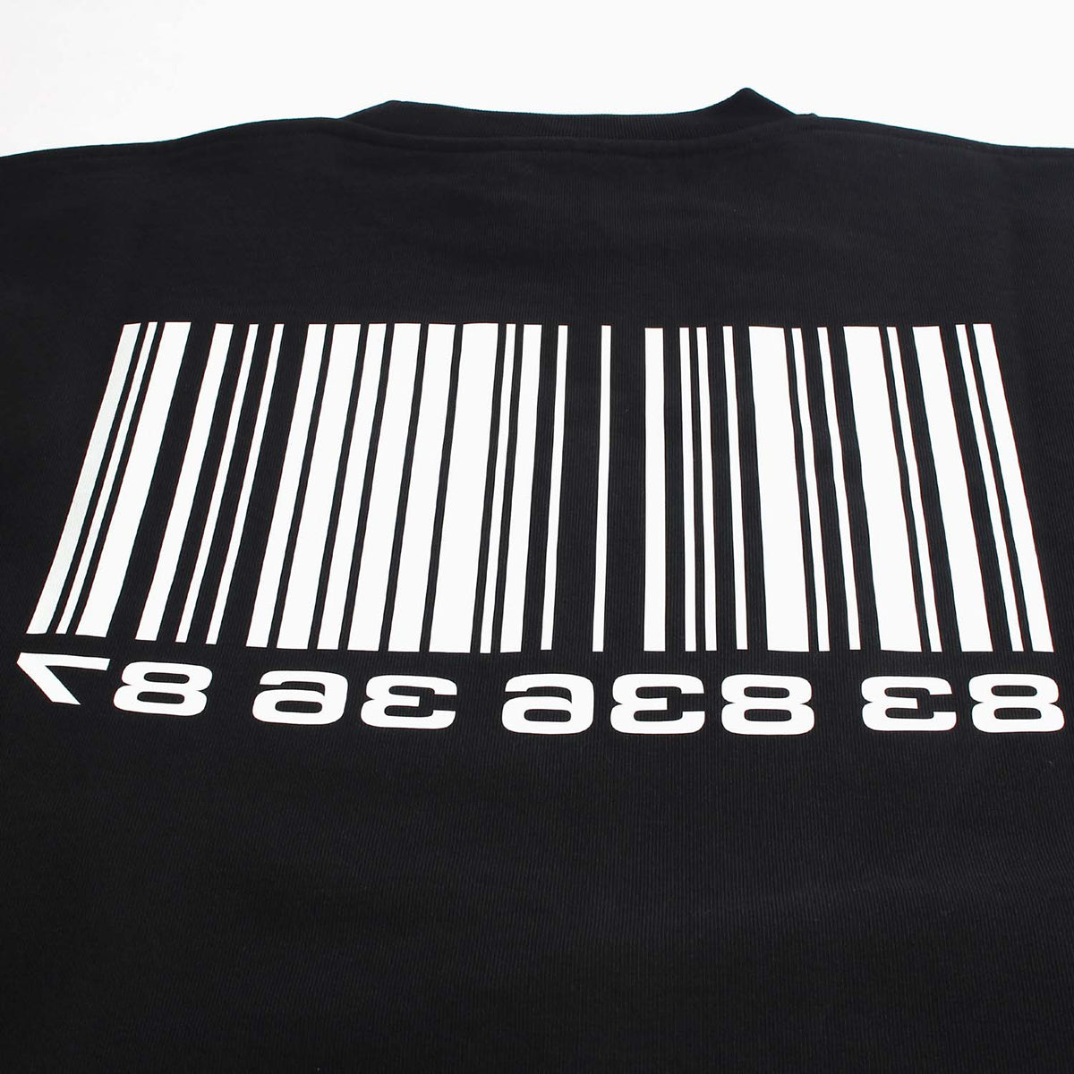 Vetements VTMNTS Barcode Print Black Crewneck Sweatshirt VL12TR100B 1606
