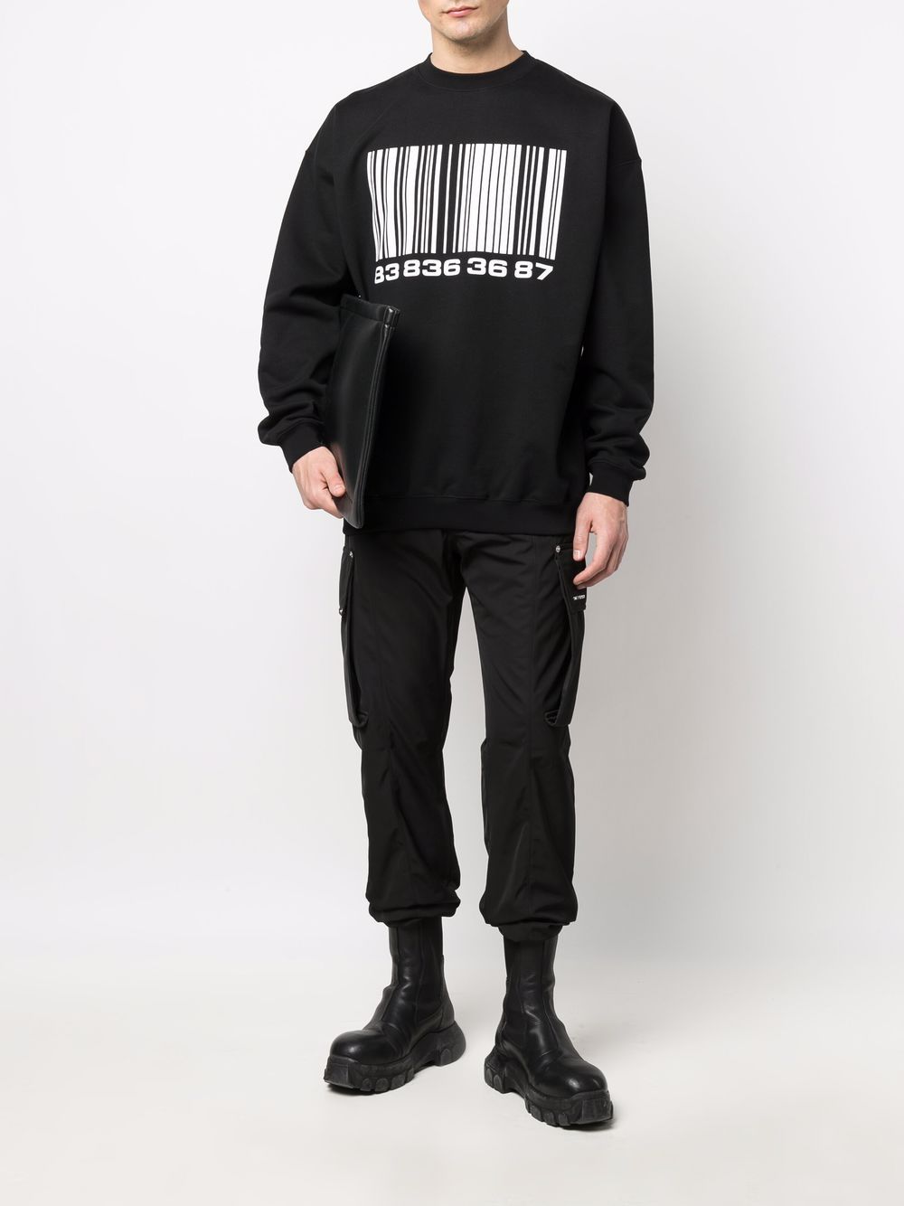 Vetements VTMNTS Barcode Print Black Crewneck Sweatshirt VL12TR100B 1606