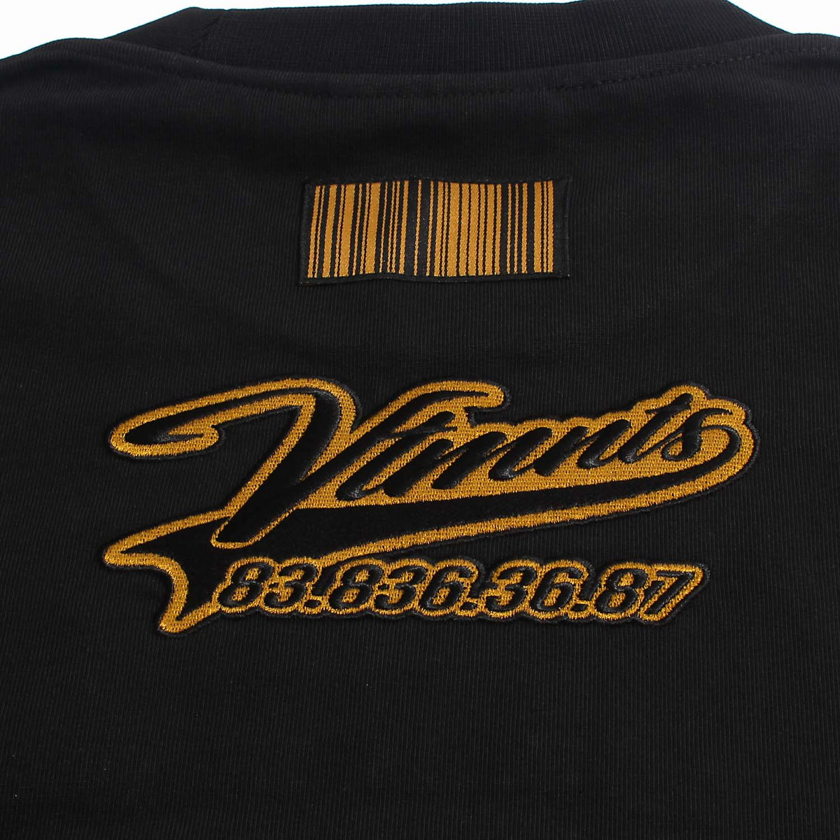 Vetements Men's VTMNTS Embroidered Logo Black T-Shirt VL12TR180B 1612