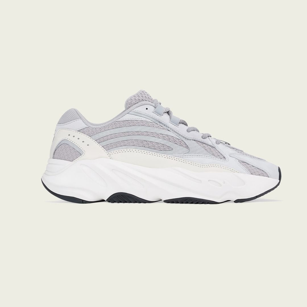 Adidas Yeezy Boost 700 V2 Static Women's Low-Top Sneakers 220 235