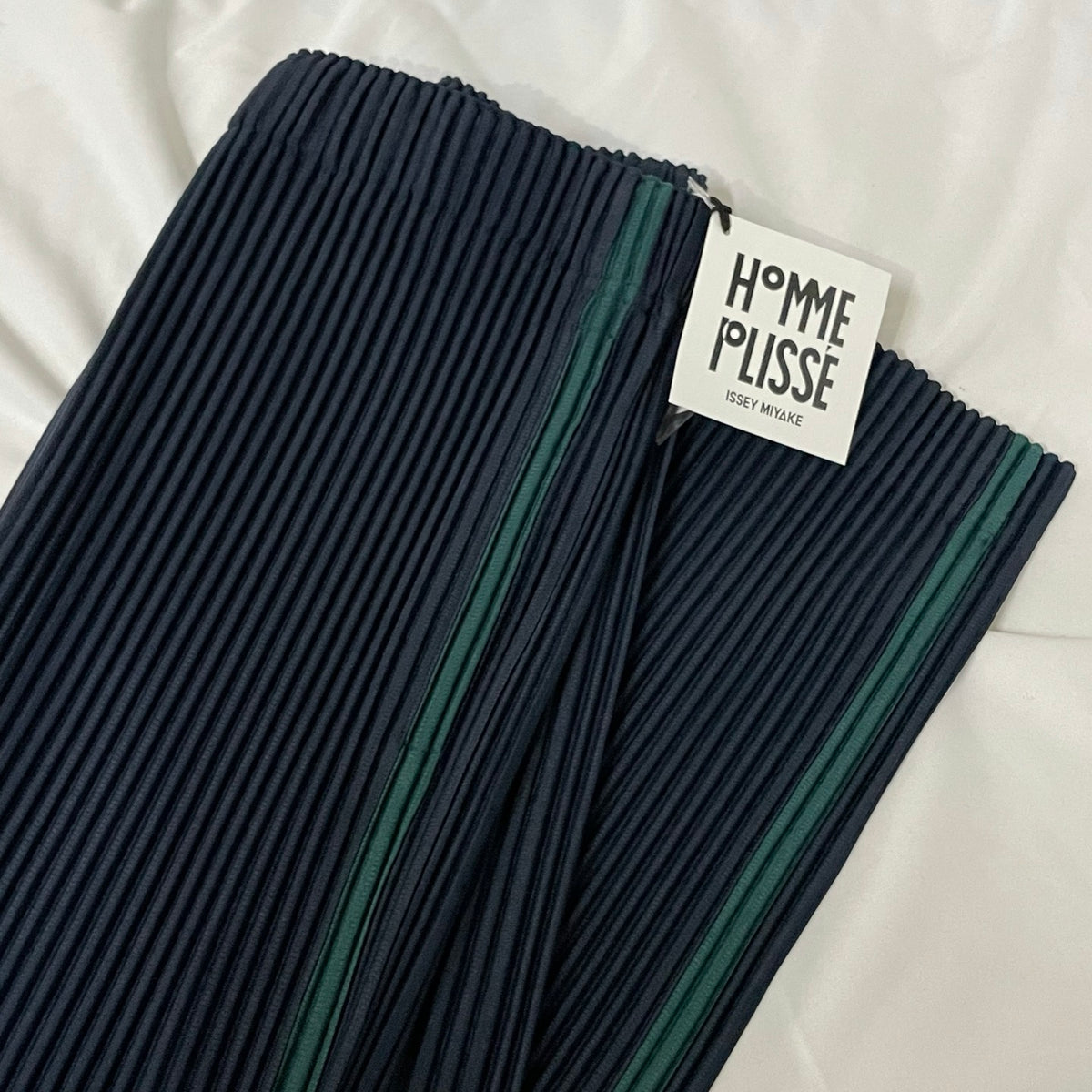 Issey Miyake Homme Plisse Men's Pleated Straight Pants JF150