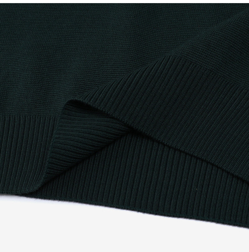 AMI Knit Small Heart Logo V-Neck Men’s Sweater HKS201 001 311