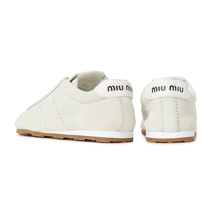 Miu Miu Plume Women’s Low-Top Sneakers Black Leather