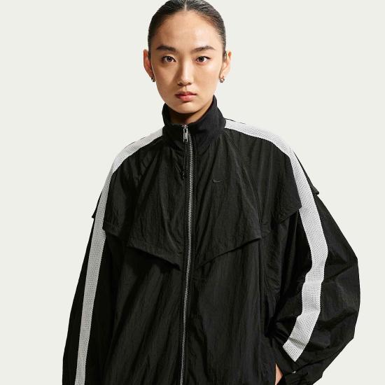 Nike Women’s Jacket IM8166 010 DOM