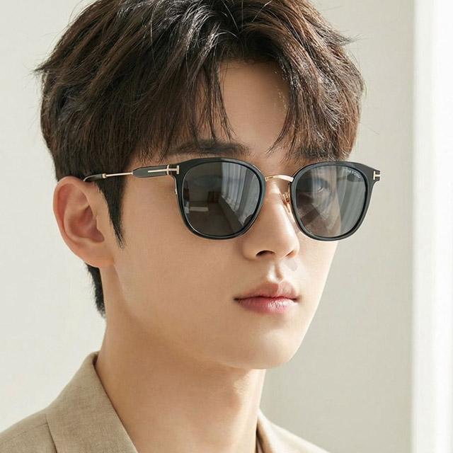 TOM FORD Black Acetate Square Sunglasses Asian Fit Unisex
