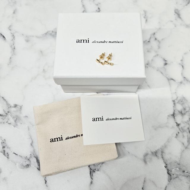 AMI Heart Logo Hammered Brass Earrings Unisex UJW445 361 902
