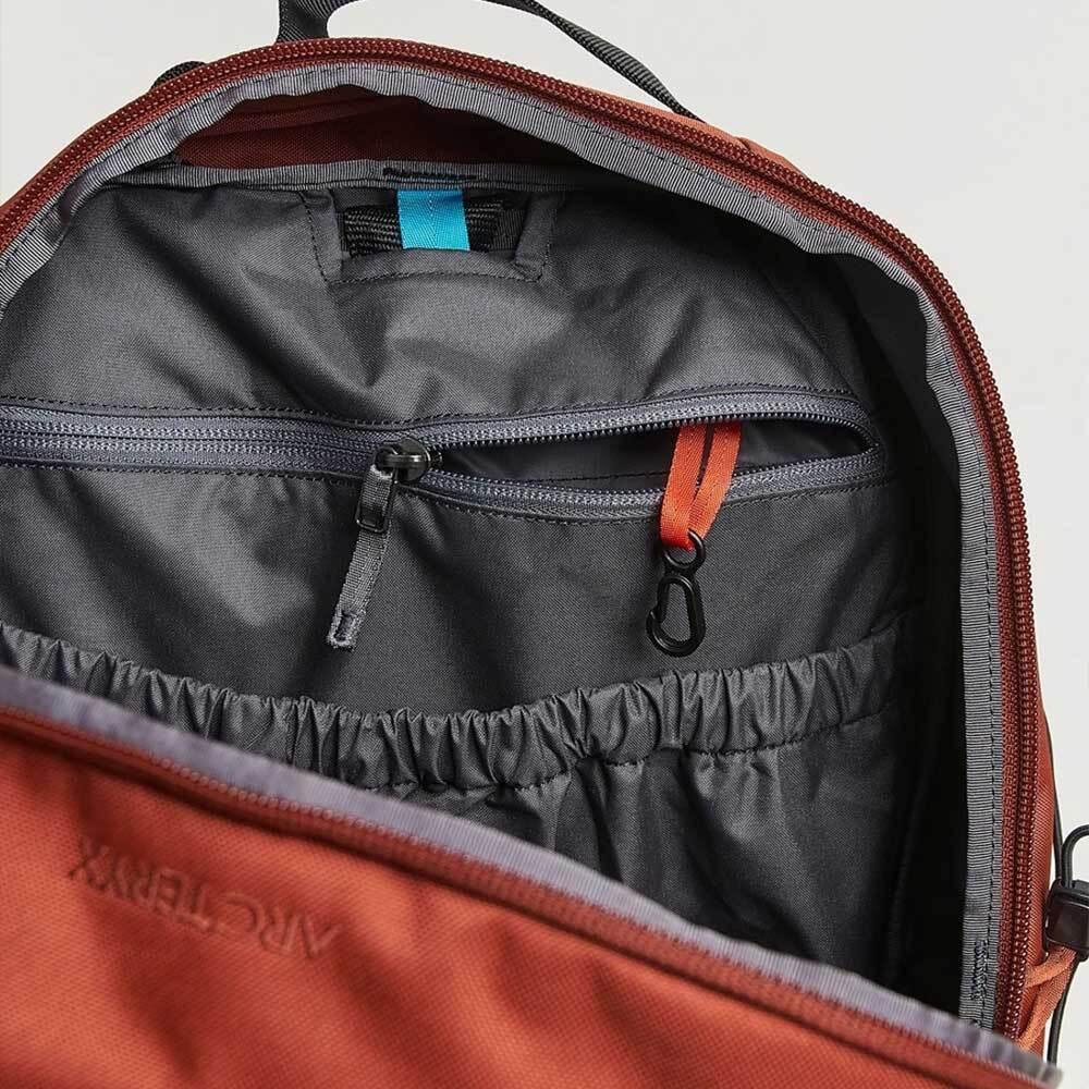 ARC`TERYX Mantis 26 Backpack Men’s Black ABQSU10643 SRQ