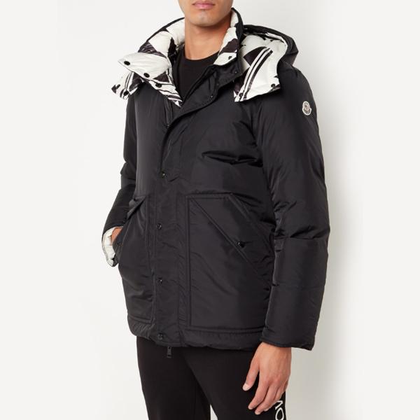 Moncler Reversible Down Puffer Jacket Black Men’s 1A00141 68352 999