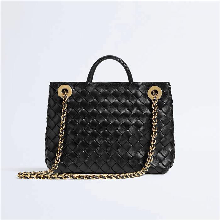 Bottega Veneta Andiamo Small Leather Tote Bag Black