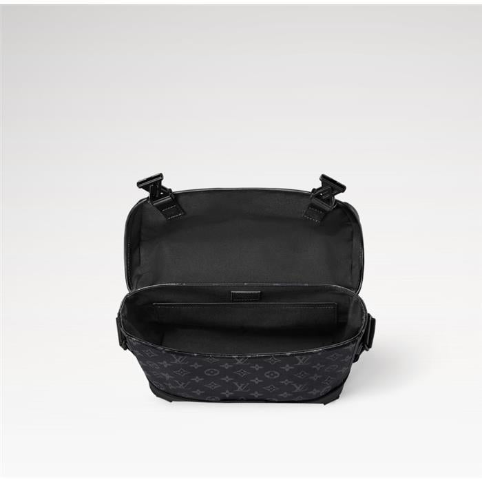 Louis Vuitton Messenger Voyage PM Shoulder Crossbody Bag M12517