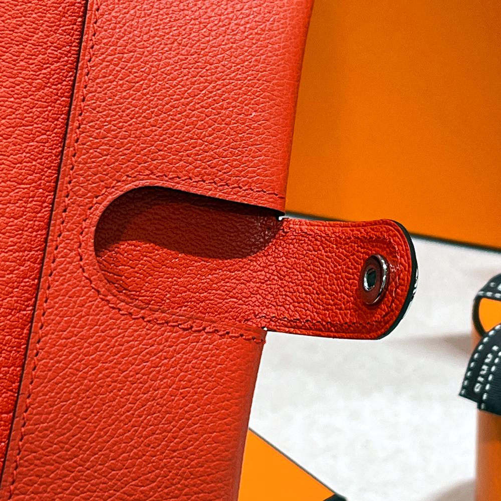HERMES Coral Red Epsom Calfskin RMS Passport Holder Wallet Unisex