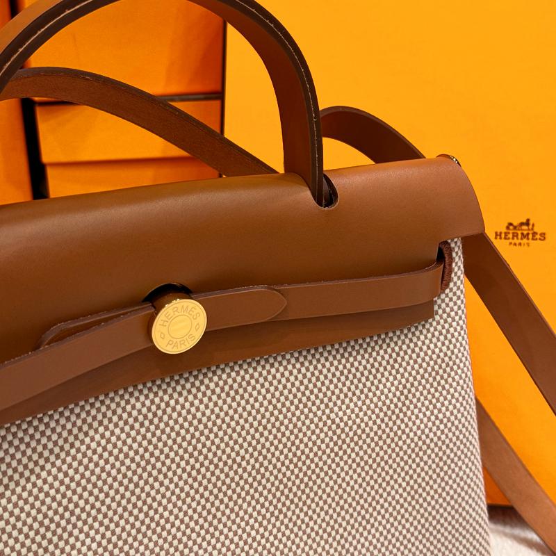 HERMES Herbag 31 Beige Canvas Hunter Leather Shoulder Bag Gold-Tone