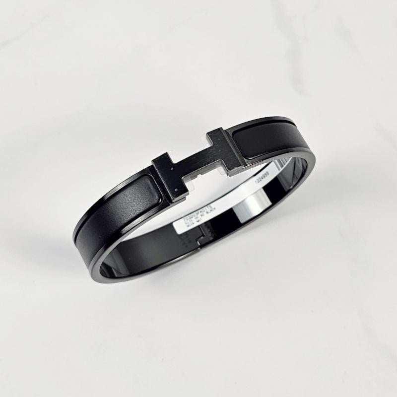 HERMES So Black Enamel Click H Bracelet Men’s Black Jewelry