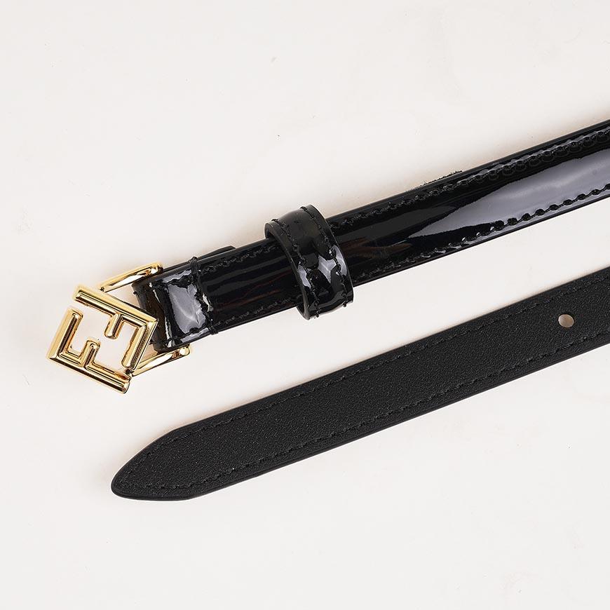 FENDI Women’s FF Diamond Belt Black Leather