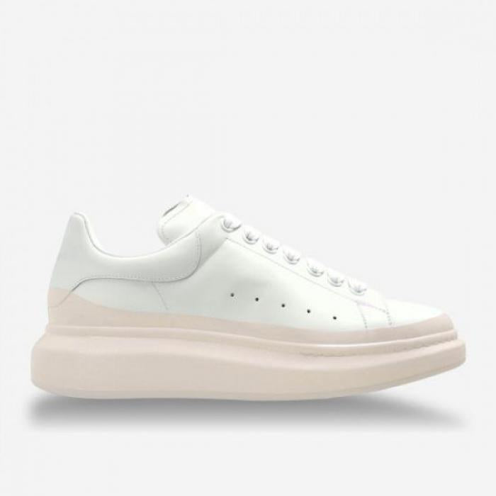Alexander Mcqueen Oversized White Leather Low Top Sneakers 856487 WIAJP 9090