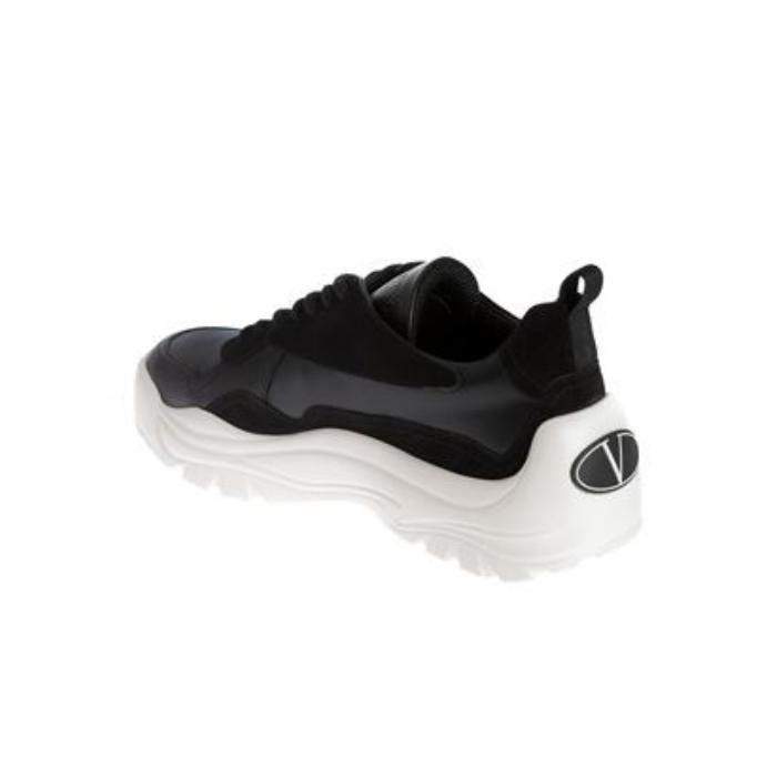 VALENTINO Garavani Gum Boy Leather Low-Top Sneakers Black Men