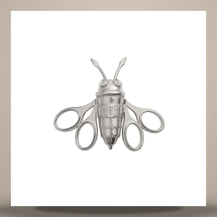 DIOR Silver Bee Couture Charm Brooch Pin V1822HOMST D990