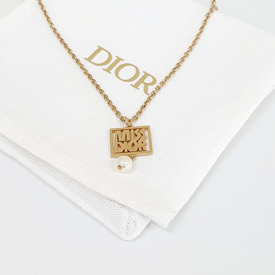 DIOR Miss Dior Necklace Gold-Tone Metal with White Resin Pearls