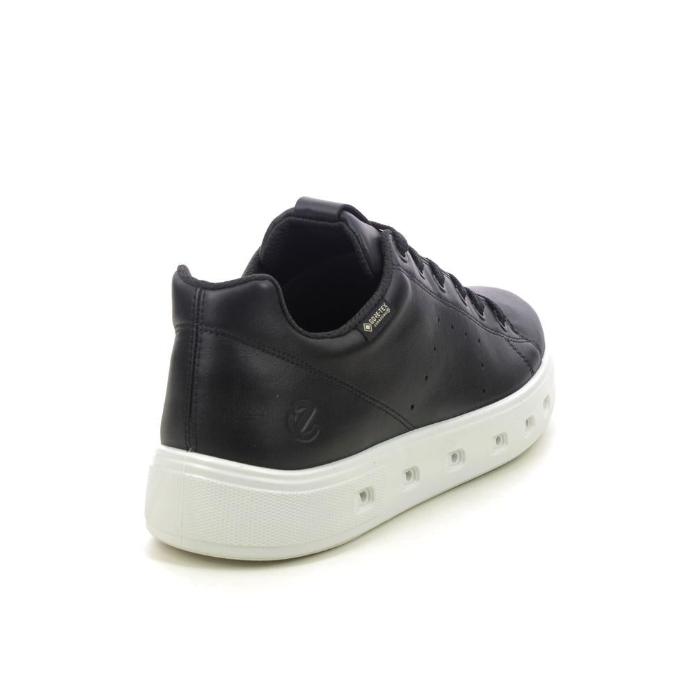ecco Black Leather Street 720 Low-Top Sneakers for Men