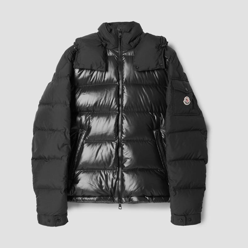 Moncler Maya Logo Patch Hooded Short Down Jacket Black