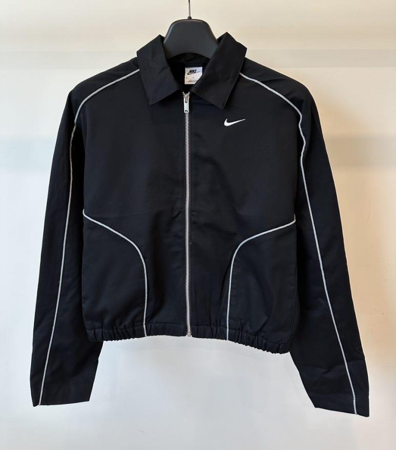 Nike Black Bomber Jacket Women’s Asian Fit FN1940 010