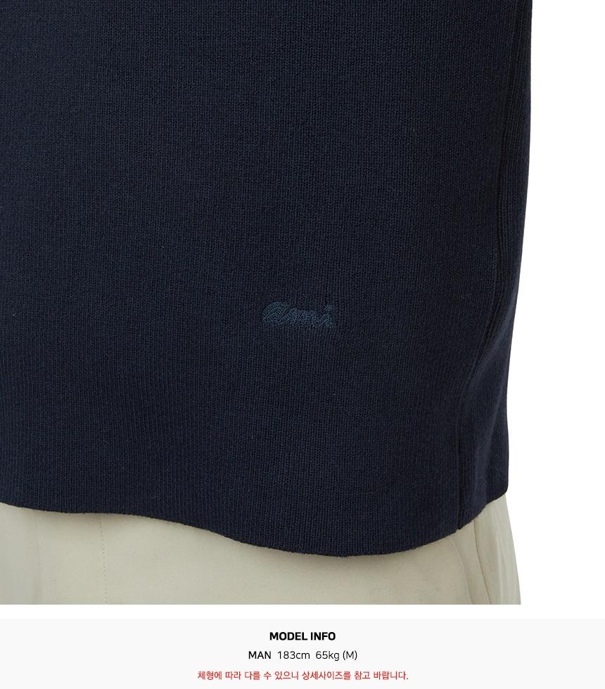 AMI Men’s Crewneck Knit Sweater HKS039 KN0055 4011