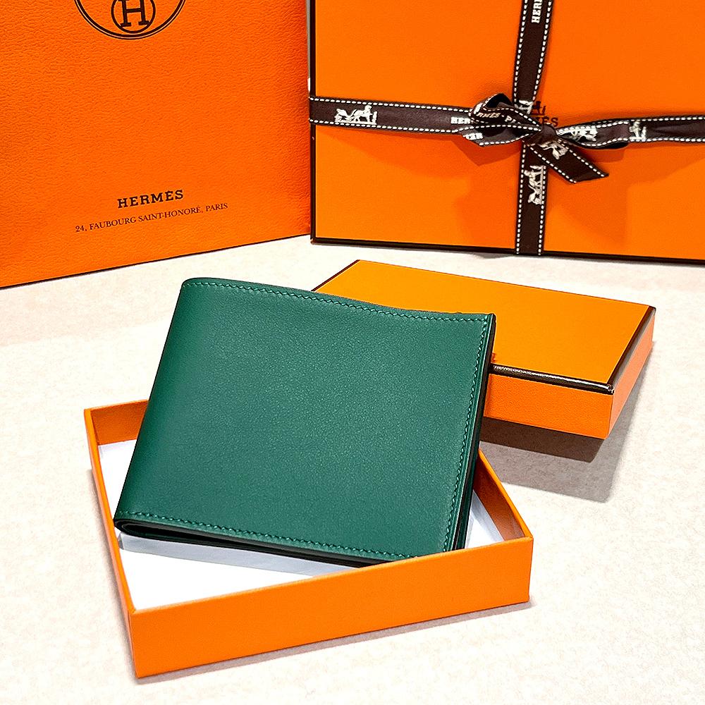 HERMES Evercolor Green Compact Wallet with Blue Lining Unisex