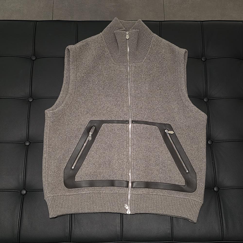HERMES Wool Cashmere Lambskin Pocket Detail Knit Vest Etoupe Unisex