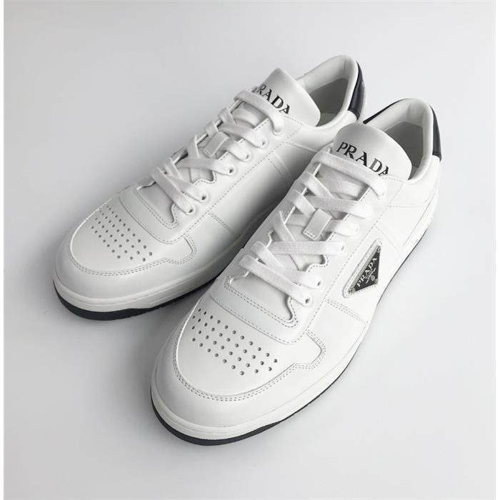 PRADA Logo Low-Top Sneakers 2EE364