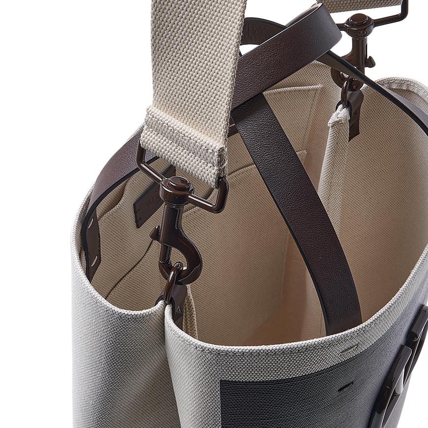 VALENTINO Garavani VLogo Signature Leather Tote Bag Black