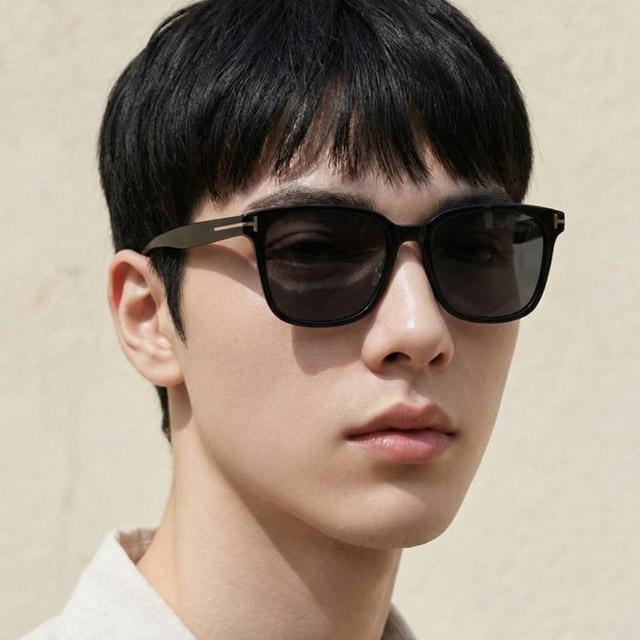 TOM FORD Black Square Acetate Sunglasses Asian Fit Unisex TF1136K 01A