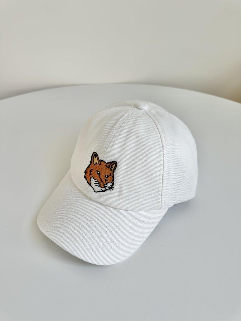 Maison Kitsune White Cotton Baseball Cap Unisex One Size MM06103WW0096