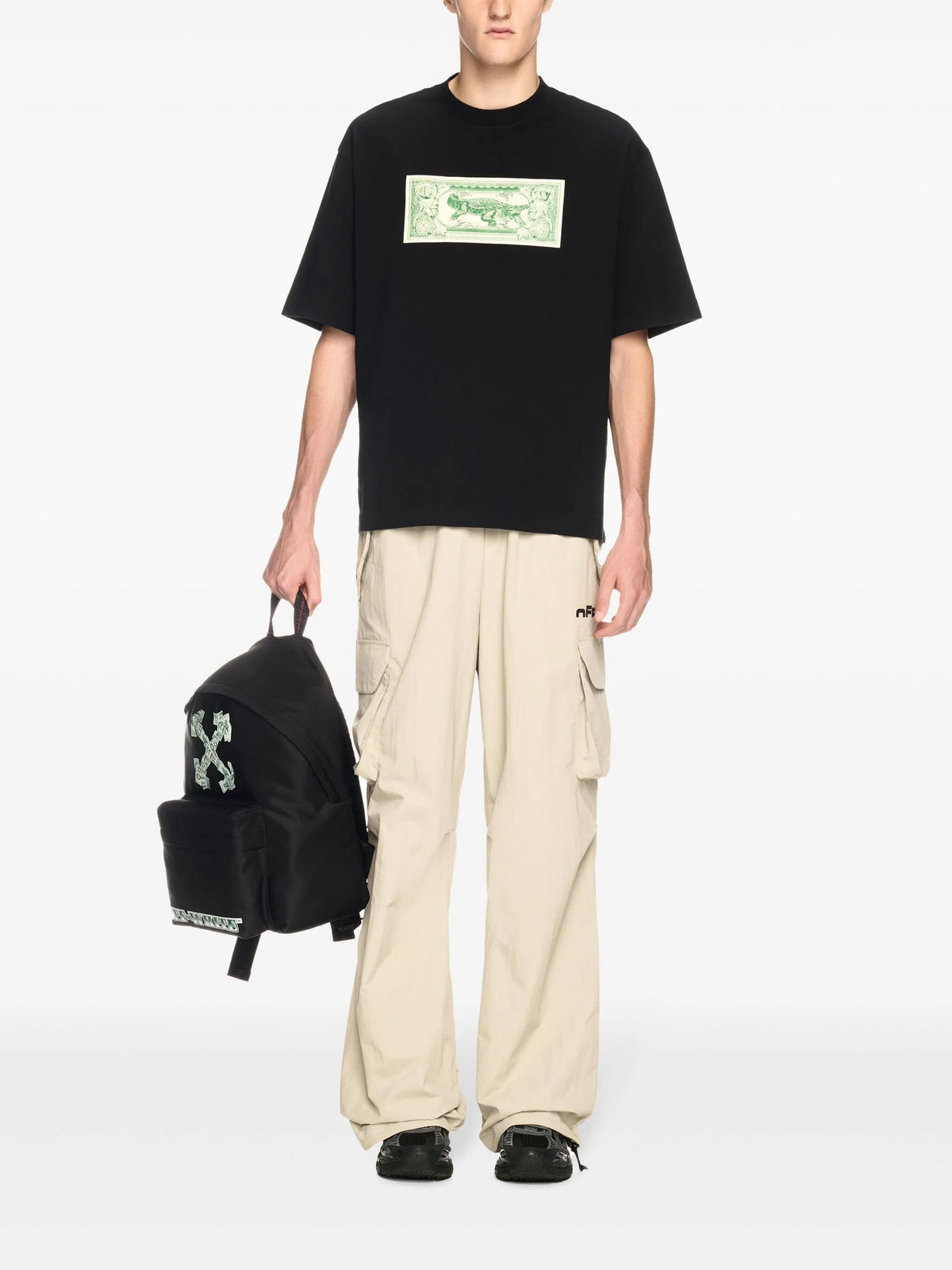 OFF WHITE Black BANKNOTE ARROW Short Sleeve T-Shirt OMAA120S25JER00C1058