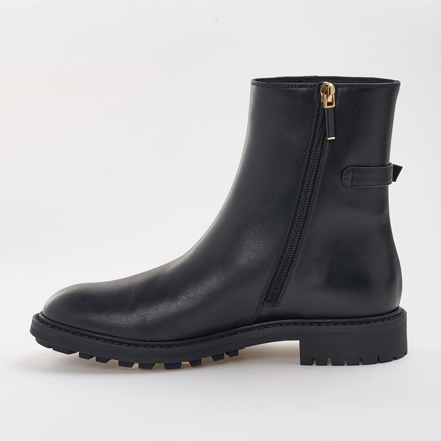 DIOR Women’s Montaigne Ankle Boots KCI956VEA S900