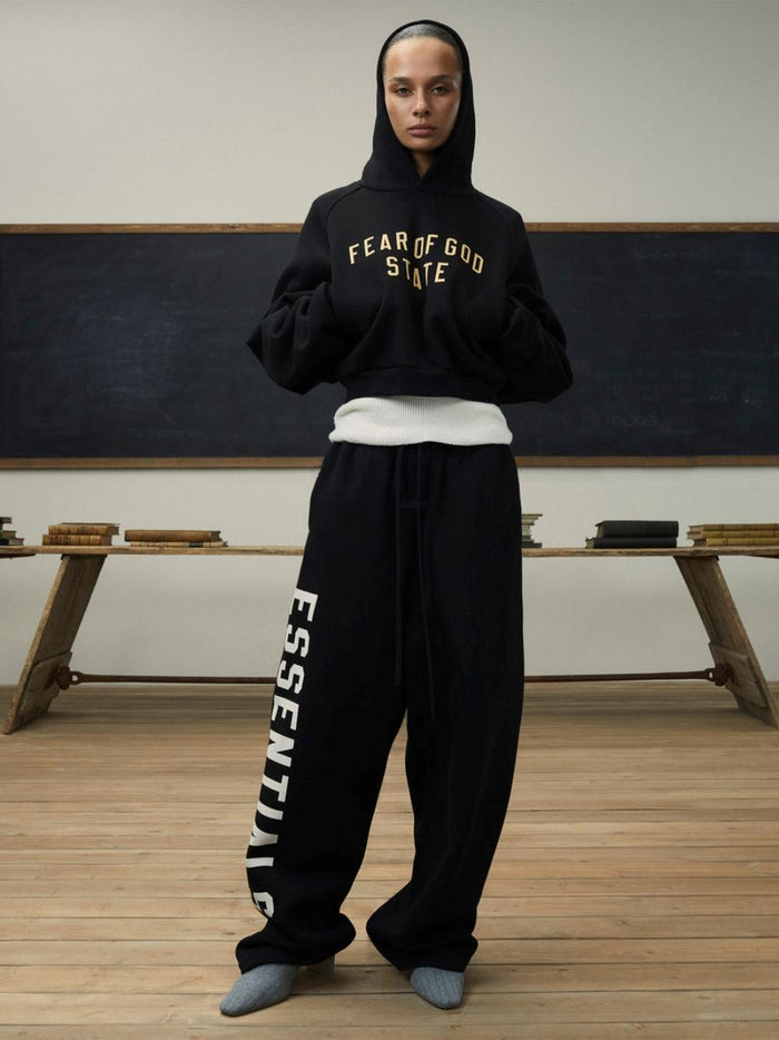 Fear of God Essentials Fleece Relaxed Sweatpants Black 130BT244320F