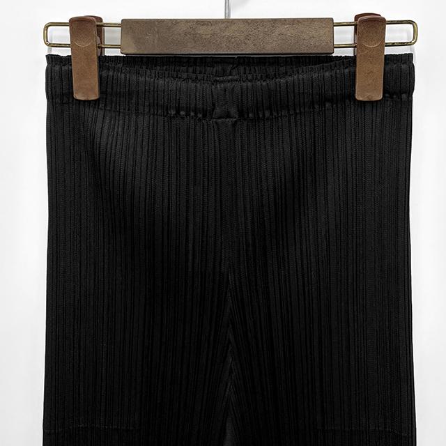 Issey Miyake Pleats Please Straight Pants Women’s Black Poly Jogger PP66JF111 15
