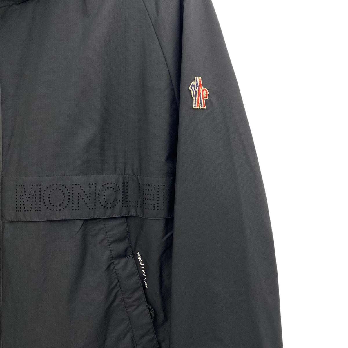 Moncler Grenoble Negara Windbreaker Jacket 1A00006598E 999