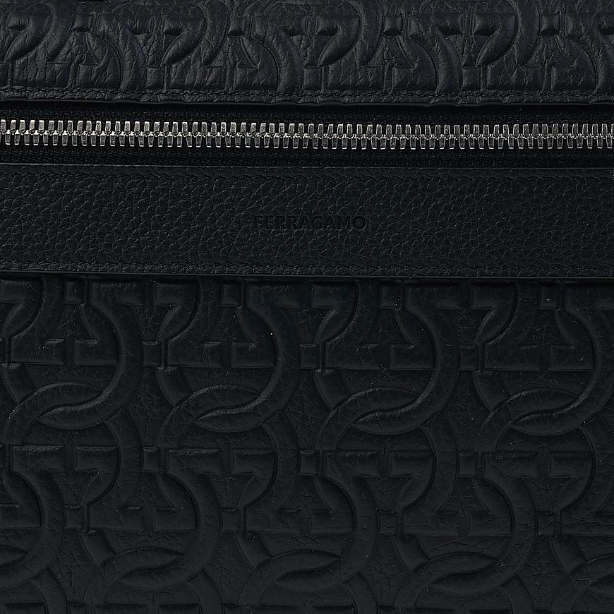 Ferragamo Men's Gancini Pattern Leather Crossbody Bag 24 1303 NERO 0763368