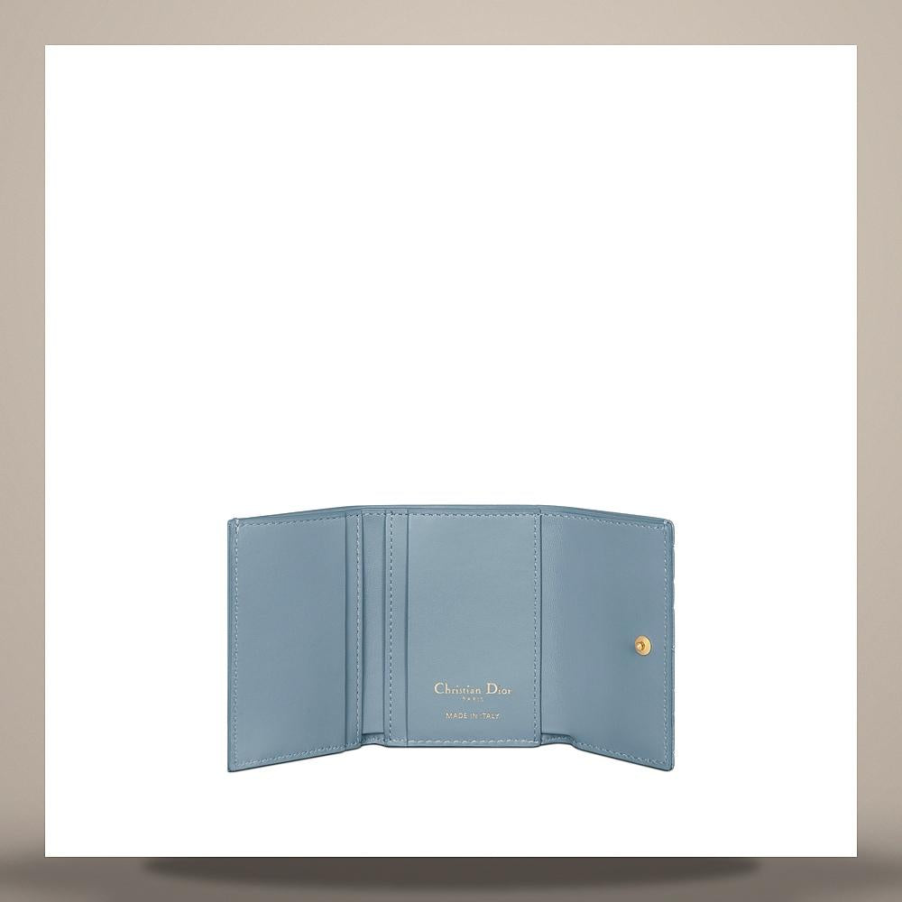 DIOR Cloud Blue Supple Cannage Calfskin Card Holder Wallet S5251UWHCM81B