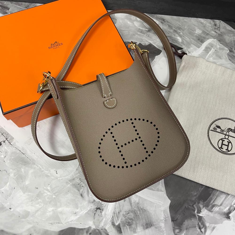 HERMES Evelyne Mini 16 Sellier Crossbody Bag Etoupe Gold Hardware