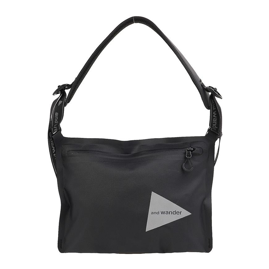 and wander Waterproof Sacoche Crossbody Bag Unisex 5746975312 010