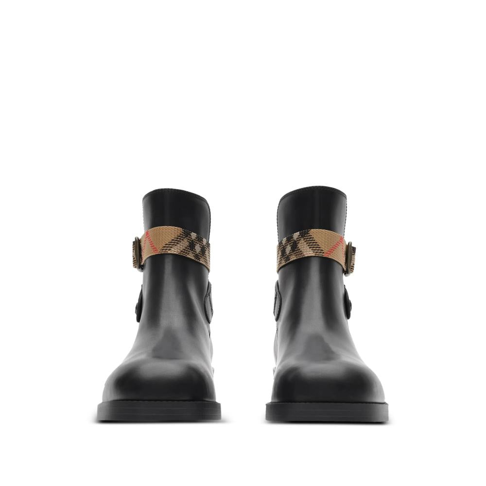 BURBERRY Black Leather Huntley Ankle Boots