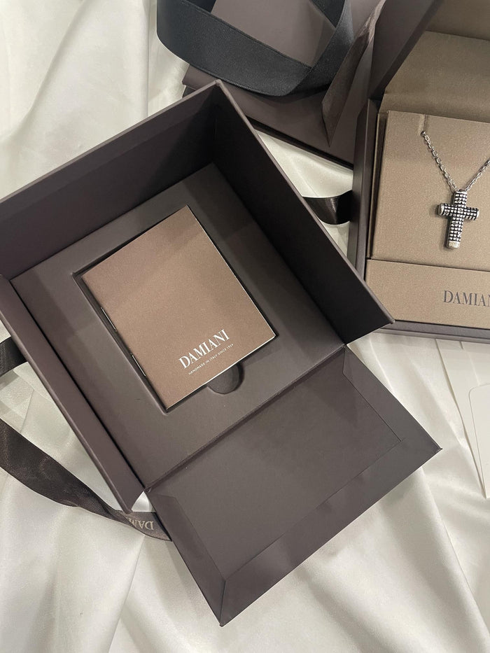 DAMIANI Metropolitan Cross Necklace Silver Black Diamond 30x20mm