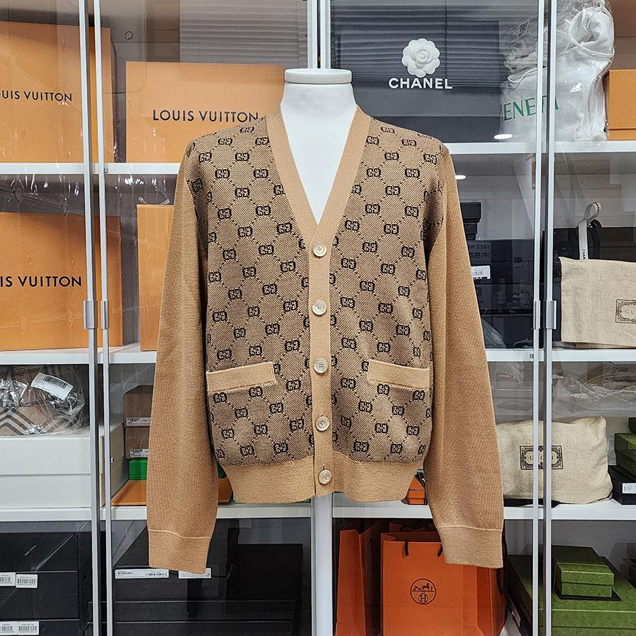GUCCI GG Logo Wool Knit V-Neck Cardigan