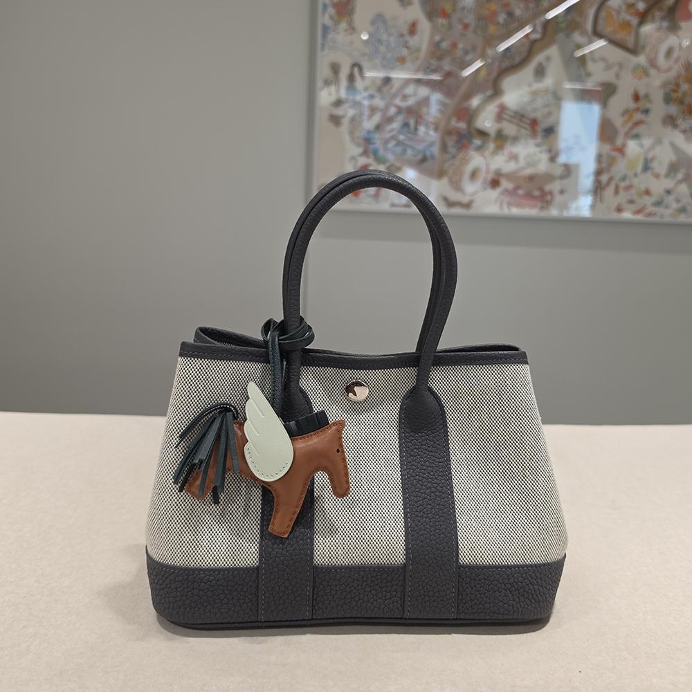 HERMES 127401480