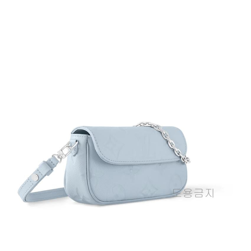 Louis Vuitton Black Ivy Wallet on Chain Clutch Crossbody Bag