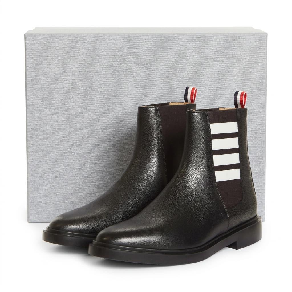 THOM BROWNE Black Leather Grain 4-Bar Chelsea Boots Men MFB1887D 06257